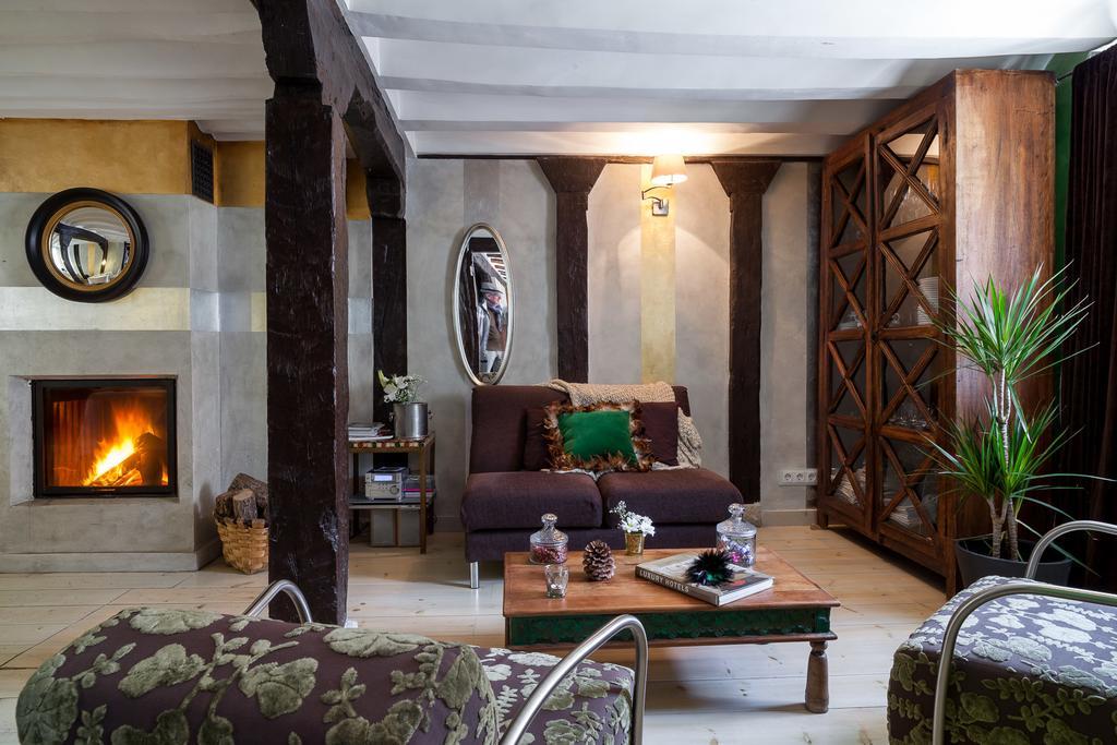 Hotel Boutique Valle De Oca Villanasur-Río de Oca エクステリア 写真