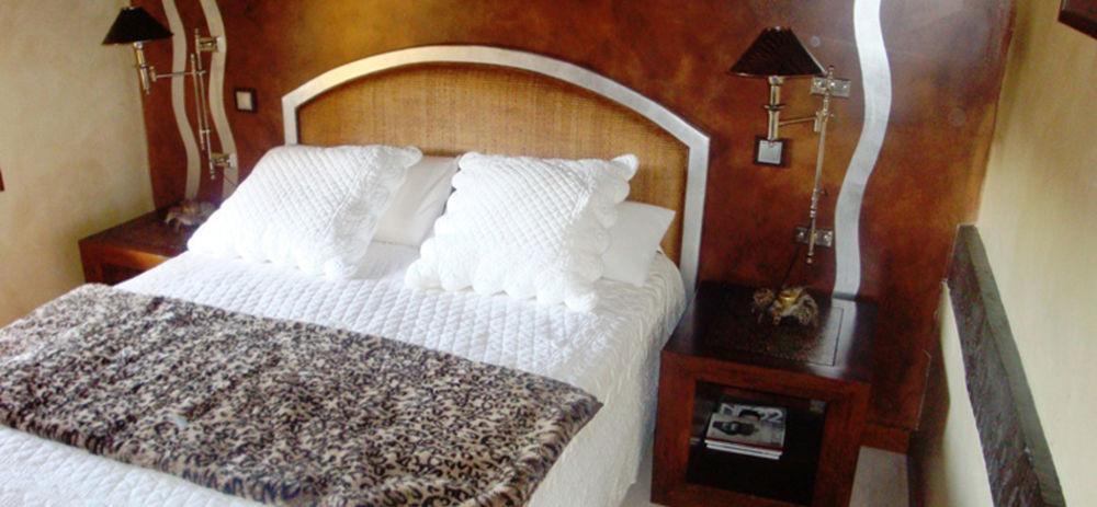 Hotel Boutique Valle De Oca Villanasur-Río de Oca エクステリア 写真