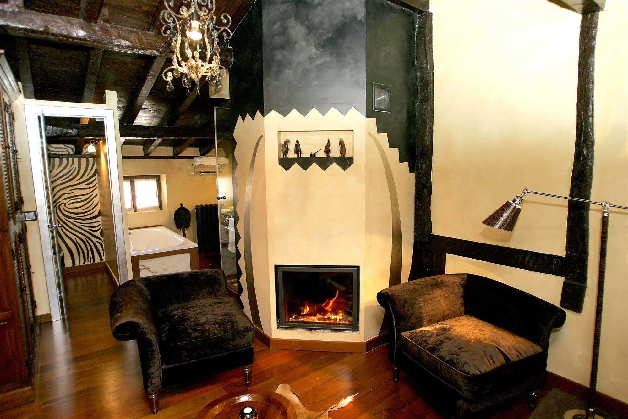 Hotel Boutique Valle De Oca Villanasur-Río de Oca エクステリア 写真