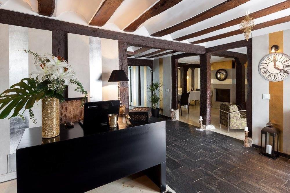Hotel Boutique Valle De Oca Villanasur-Río de Oca エクステリア 写真