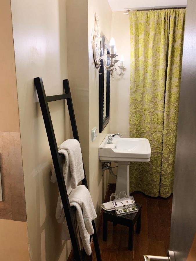 Hotel Boutique Valle De Oca Villanasur-Río de Oca エクステリア 写真